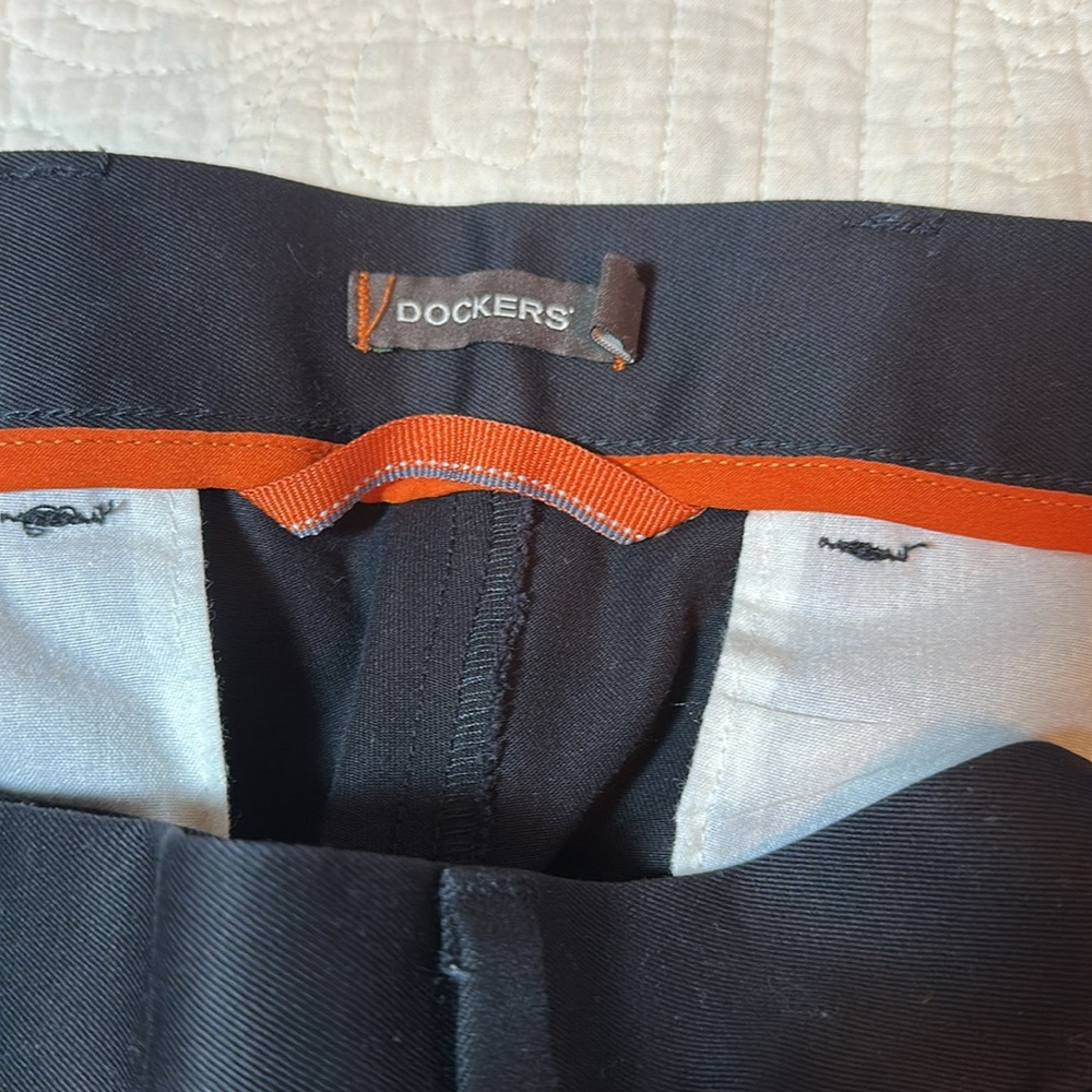 Dockers Flat Front Black Dress Pants 34x29 - Picture 9 of 10